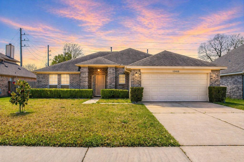 12415 Fox Trace Lane, Houston, TX 77066