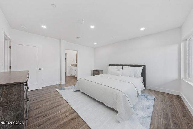 1929 US-395, Gardnerville, NV 89410