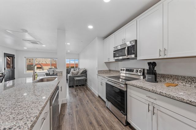 1929 US-395, Gardnerville, NV 89410