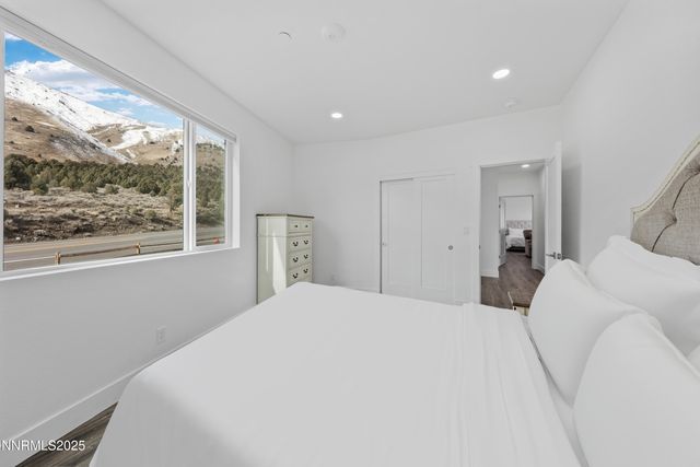 1929 US-395, Gardnerville, NV 89410