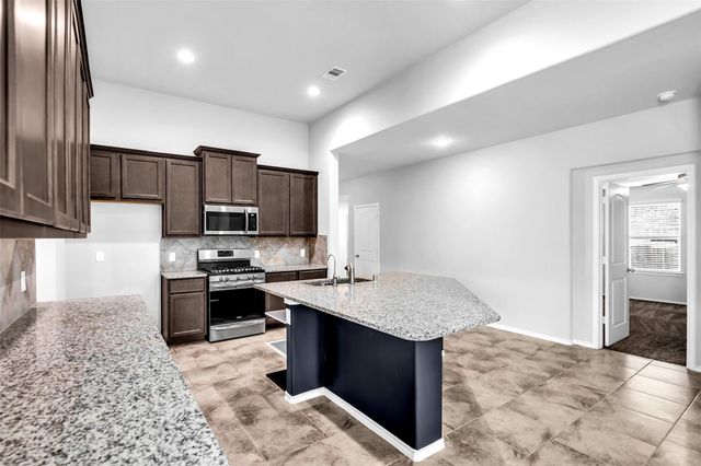 7417 Mango Orchard Lane, Conroe, TX 77304