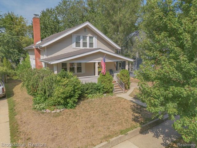 511 Woodcrest Drive, Royal Oak, MI 48067