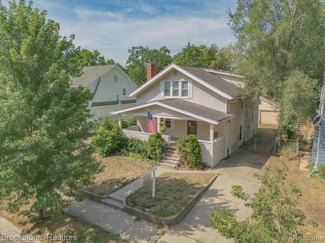 511 Woodcrest Drive, Royal Oak, MI 48067