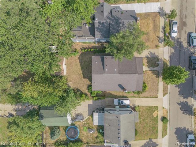 511 Woodcrest Drive, Royal Oak, MI 48067