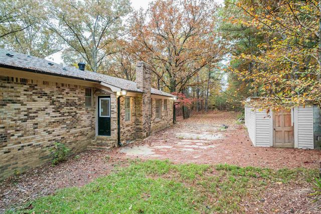 567 S SIXTH ST, Selmer, TN 38375