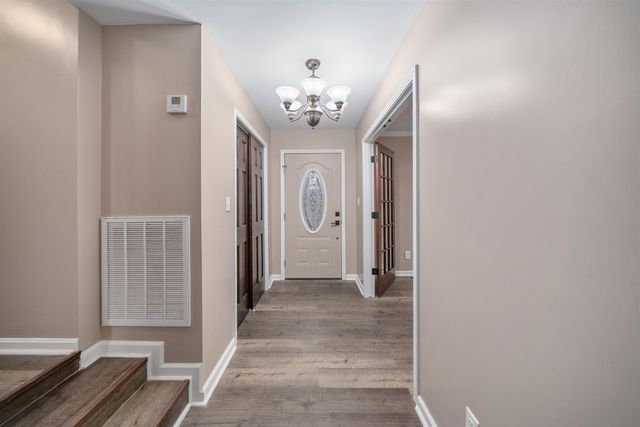 567 S SIXTH ST, Selmer, TN 38375