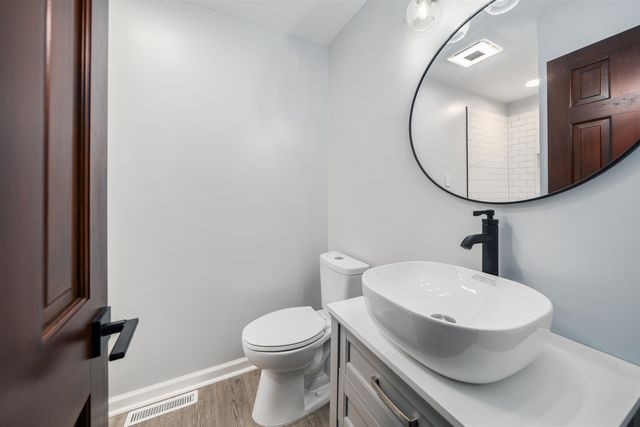 567 S SIXTH ST, Selmer, TN 38375