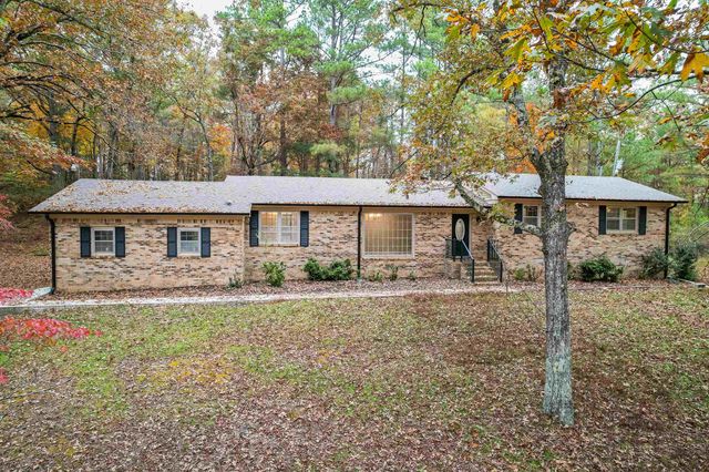 567 S SIXTH ST, Selmer, TN 38375