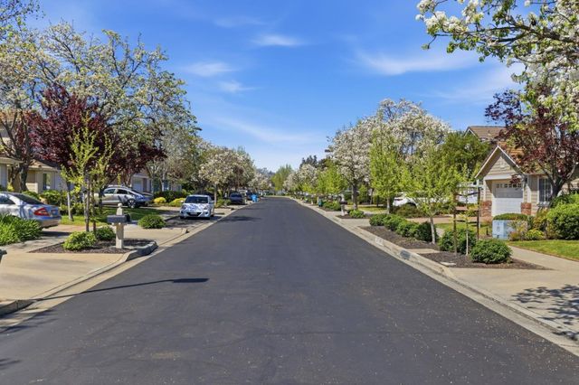 367 Montserrat Drive, Redwood City, CA 94065