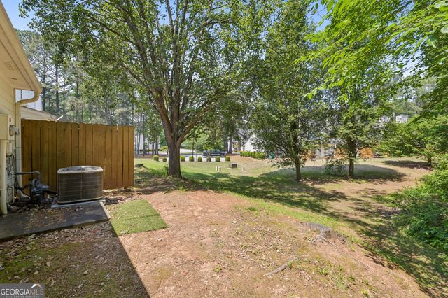 6694 Villa Court, Lithonia, GA 30038