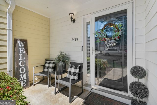 6694 Villa Court, Lithonia, GA 30038