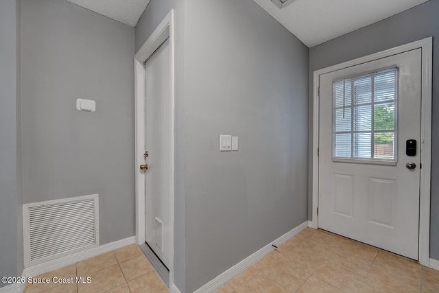 1214 Giralda Circle NW, Palm Bay, FL 32907