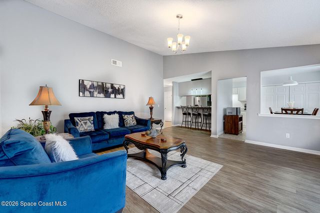 1214 Giralda Circle NW, Palm Bay, FL 32907