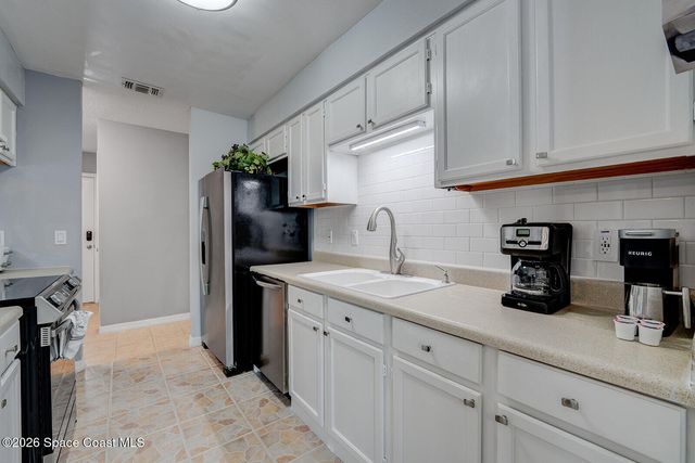 1214 Giralda Circle NW, Palm Bay, FL 32907