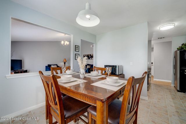 1214 Giralda Circle NW, Palm Bay, FL 32907
