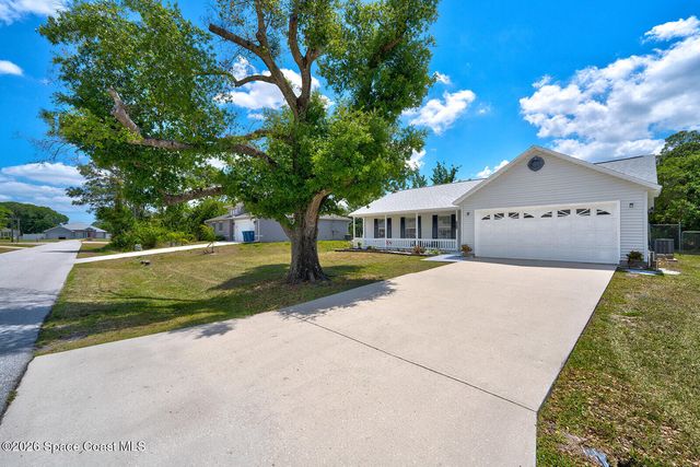 1214 Giralda Circle NW, Palm Bay, FL 32907