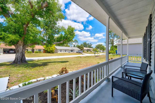 1214 Giralda Circle NW, Palm Bay, FL 32907