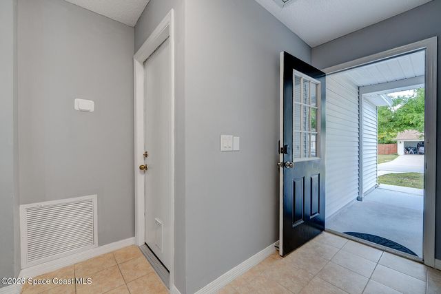 1214 Giralda Circle NW, Palm Bay, FL 32907