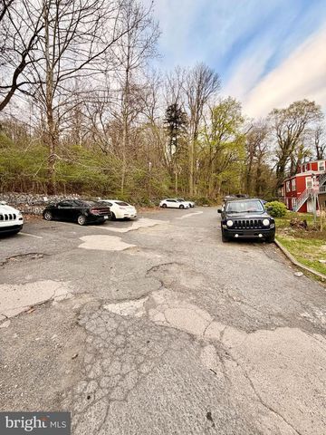 1601 MINERAL SPRING RD, Reading, PA 19602