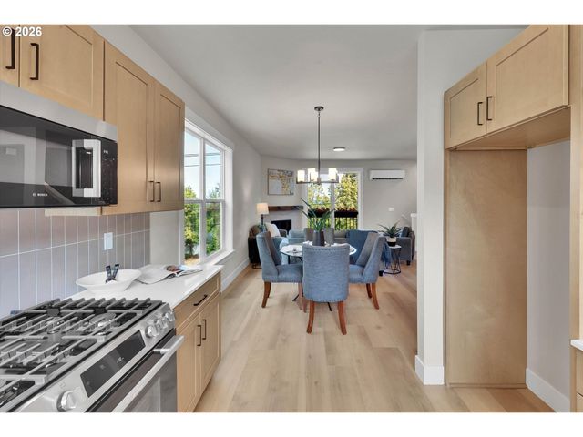 8840 Sw SERENITY Ter, Beaverton, OR 97007