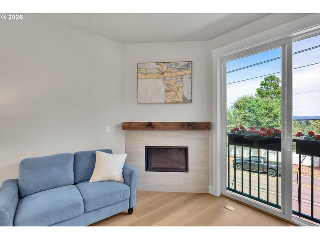 8840 Sw SERENITY Ter, Beaverton, OR 97007