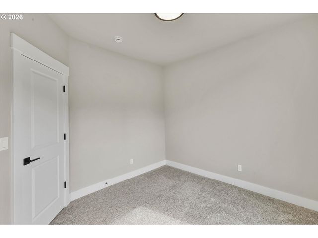 8840 Sw SERENITY Ter, Beaverton, OR 97007