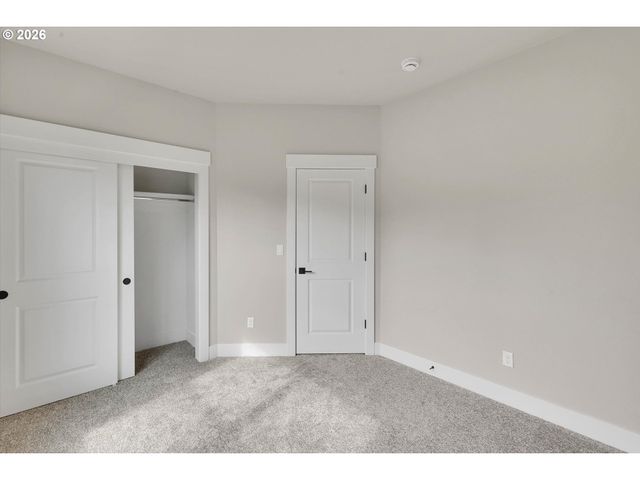 8840 Sw SERENITY Ter, Beaverton, OR 97007