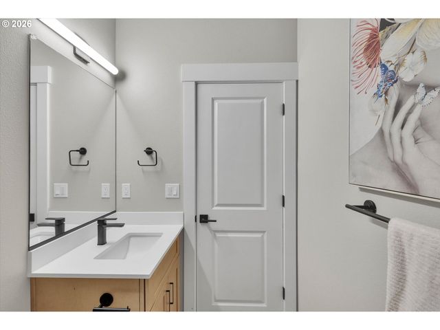 8840 Sw SERENITY Ter, Beaverton, OR 97007