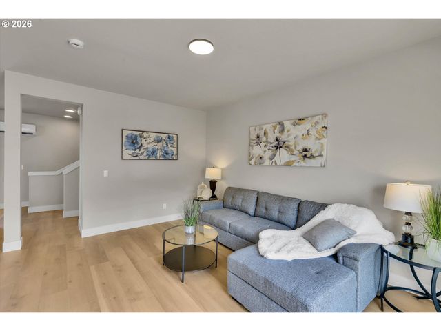 8840 Sw SERENITY Ter, Beaverton, OR 97007
