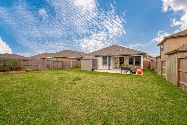 2114 Cherryvale Drive, Tomball, TX 77375