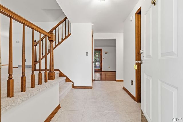 3438 Stanford Drive, Lysander, NY 13027
