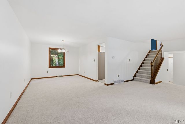 3438 Stanford Drive, Lysander, NY 13027