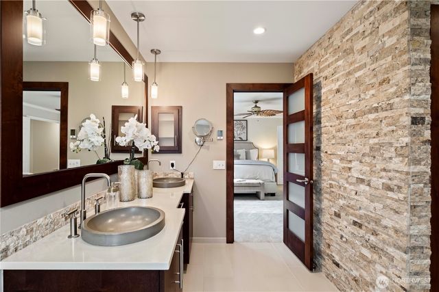 28551 NE 63rd Way, Carnation, WA 98014