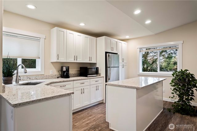 28551 NE 63rd Way, Carnation, WA 98014