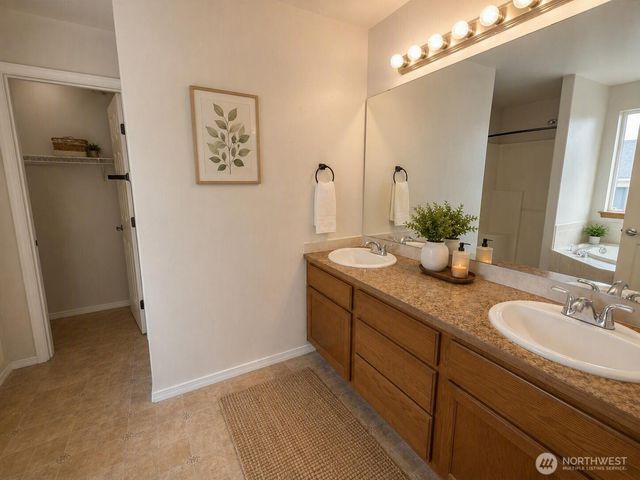 16335 Richmont Court SE, Yelm, WA 98597