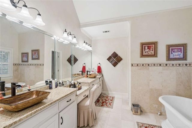 8925 Muirfield Court, Duluth, GA 30097