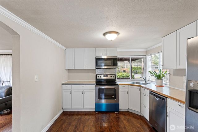 14118 37th Avenue S, Tukwila, WA 98168