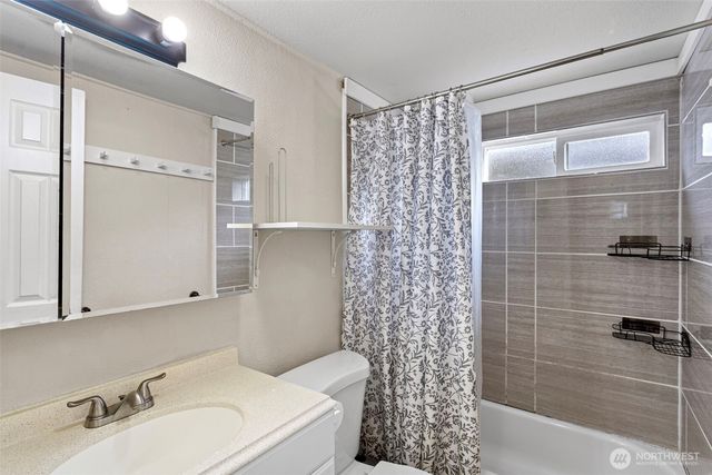 14118 37th Avenue S, Tukwila, WA 98168