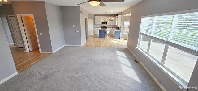 854 Jennifer Lane, South Lyon, MI 48178