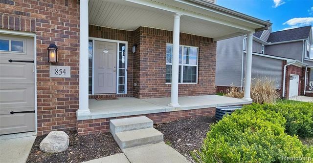854 Jennifer Lane, South Lyon, MI 48178