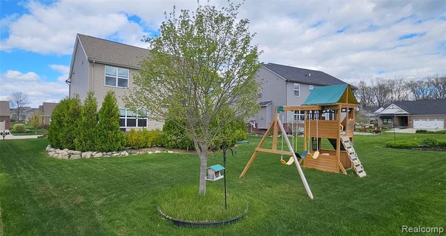 854 Jennifer Lane, South Lyon, MI 48178