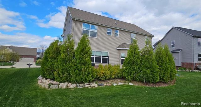 854 Jennifer Lane, South Lyon, MI 48178