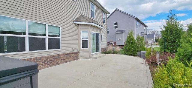 854 Jennifer Lane, South Lyon, MI 48178