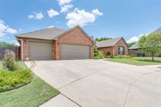 3000 Hampshire Lane, Oklahoma City, OK 73179