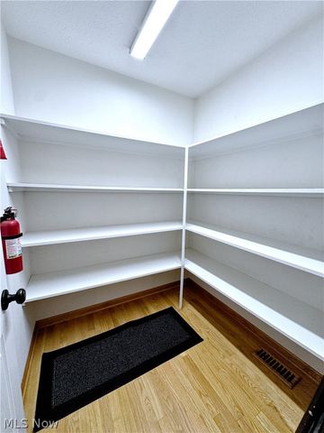 25137 Crosstie Trail, Columbia Station, OH 44028
