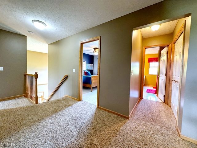 25137 Crosstie Trail, Columbia Station, OH 44028