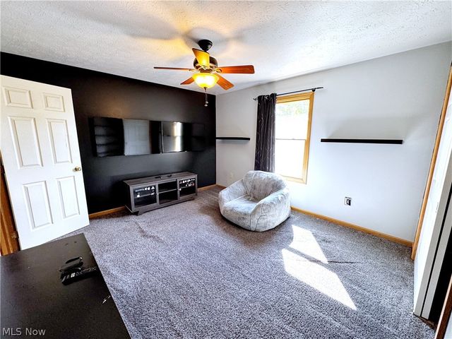 25137 Crosstie Trail, Columbia Station, OH 44028