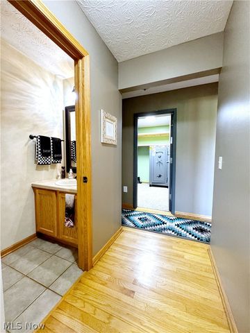 25137 Crosstie Trail, Columbia Station, OH 44028