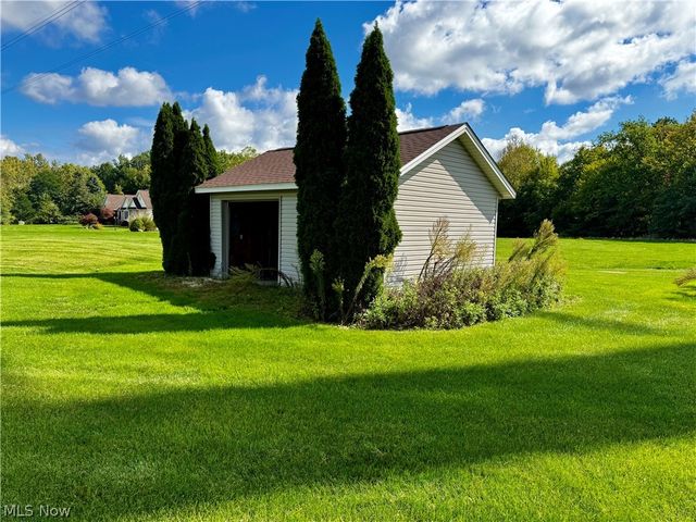 25137 Crosstie Trail, Columbia Station, OH 44028