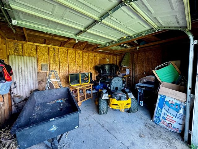 25137 Crosstie Trail, Columbia Station, OH 44028